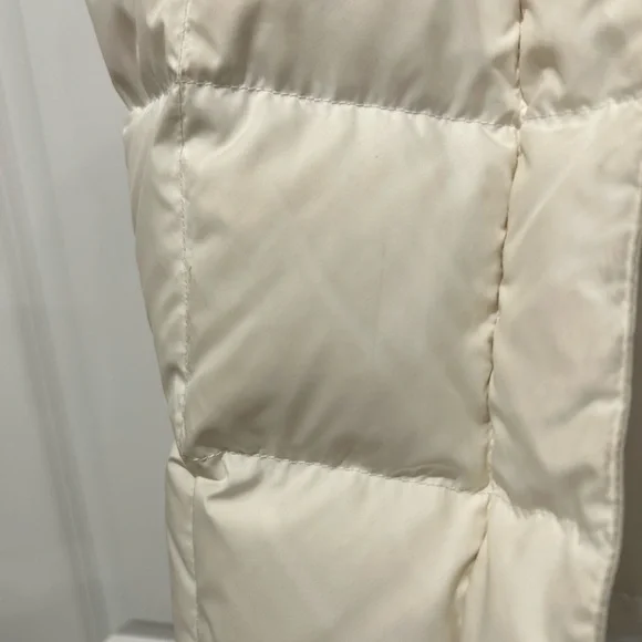 Eddie Bauer Women’s Goose Down Ivory Vest small - Picture 7 of 10